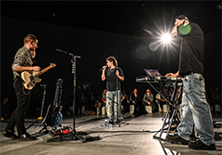 Triquell a la sala Ideal 